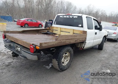 2006 Chevrolet Silverado 1500 Work Truck z USA, uszkodzony, nr VIN 1GCEK19V46Z198719
